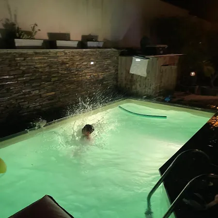 La Voile Avec Piscine 3 Le Grau-du-Roi